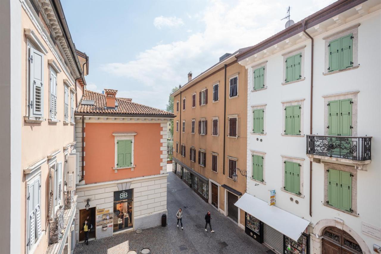 Residenza Ester Riva del Garda Esterno foto